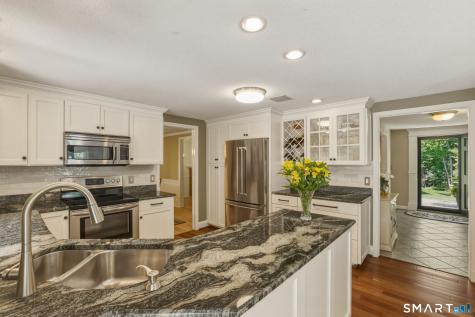 14 High Hill Road Canton CT 06019