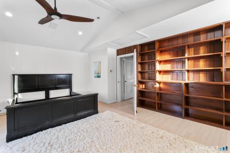 231 Pawson Road Branford CT 06405