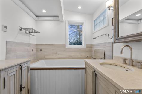 231 Pawson Road Branford CT 06405