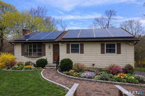 39 Charcoal Ridge East Road New Fairfield CT 06812
