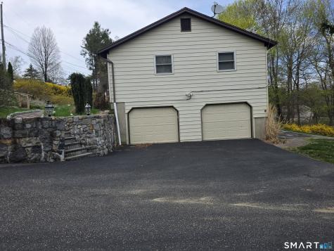 39 Charcoal Ridge East Road New Fairfield CT 06812