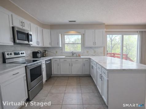 39 Charcoal Ridge East Road New Fairfield CT 06812