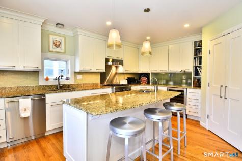 12 Norwood Avenue Milford CT 06460