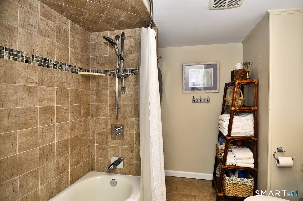 12 Norwood Avenue Milford CT 06460