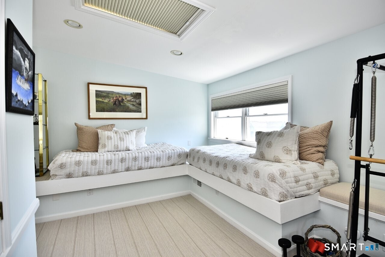 12 Norwood Avenue Milford CT 06460