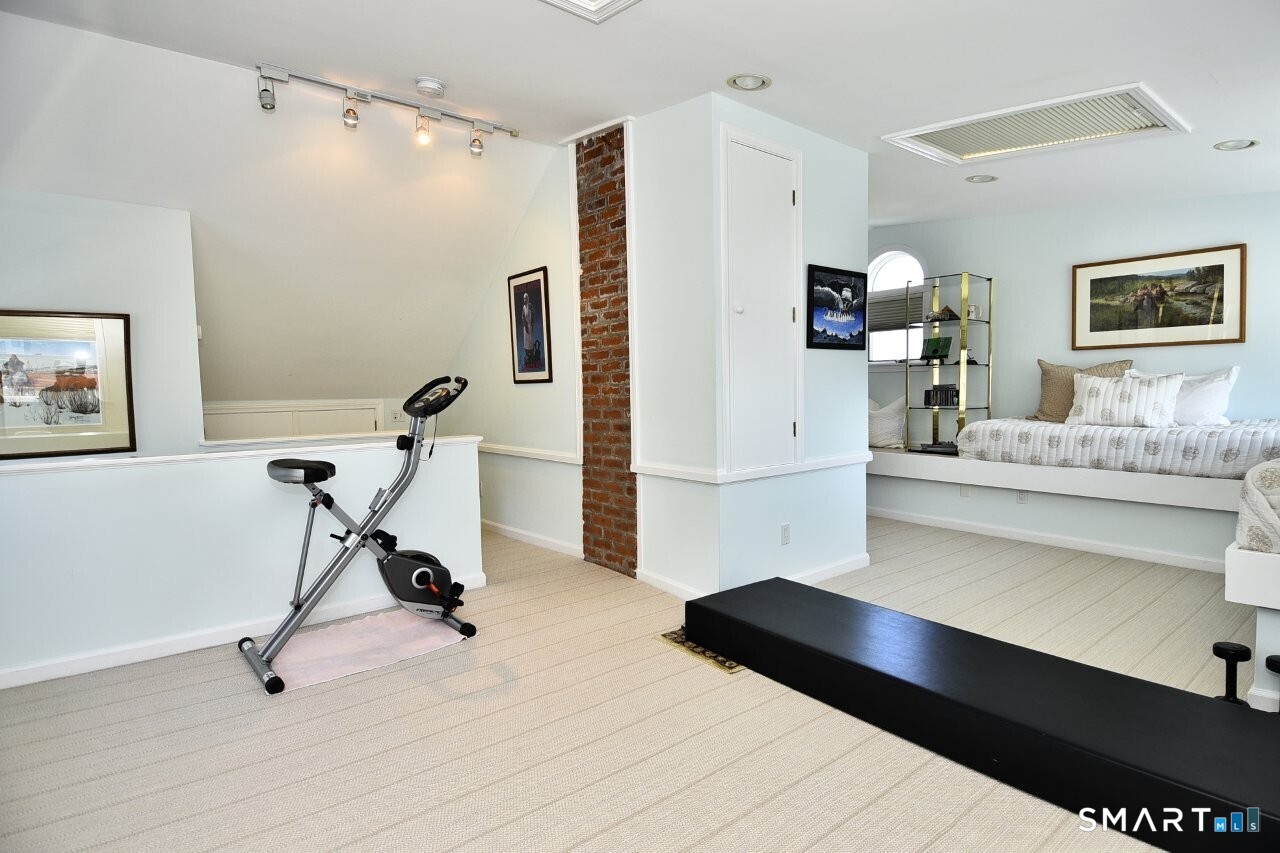 12 Norwood Avenue Milford CT 06460