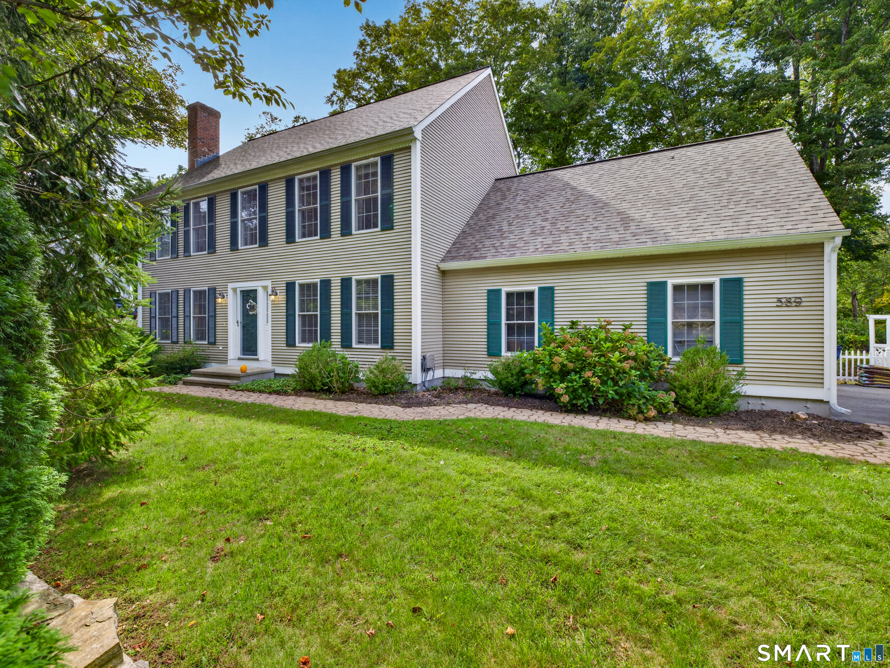 589 Town Street East Haddam CT 06423