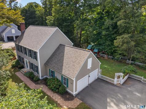 589 Town Street East Haddam CT 06423