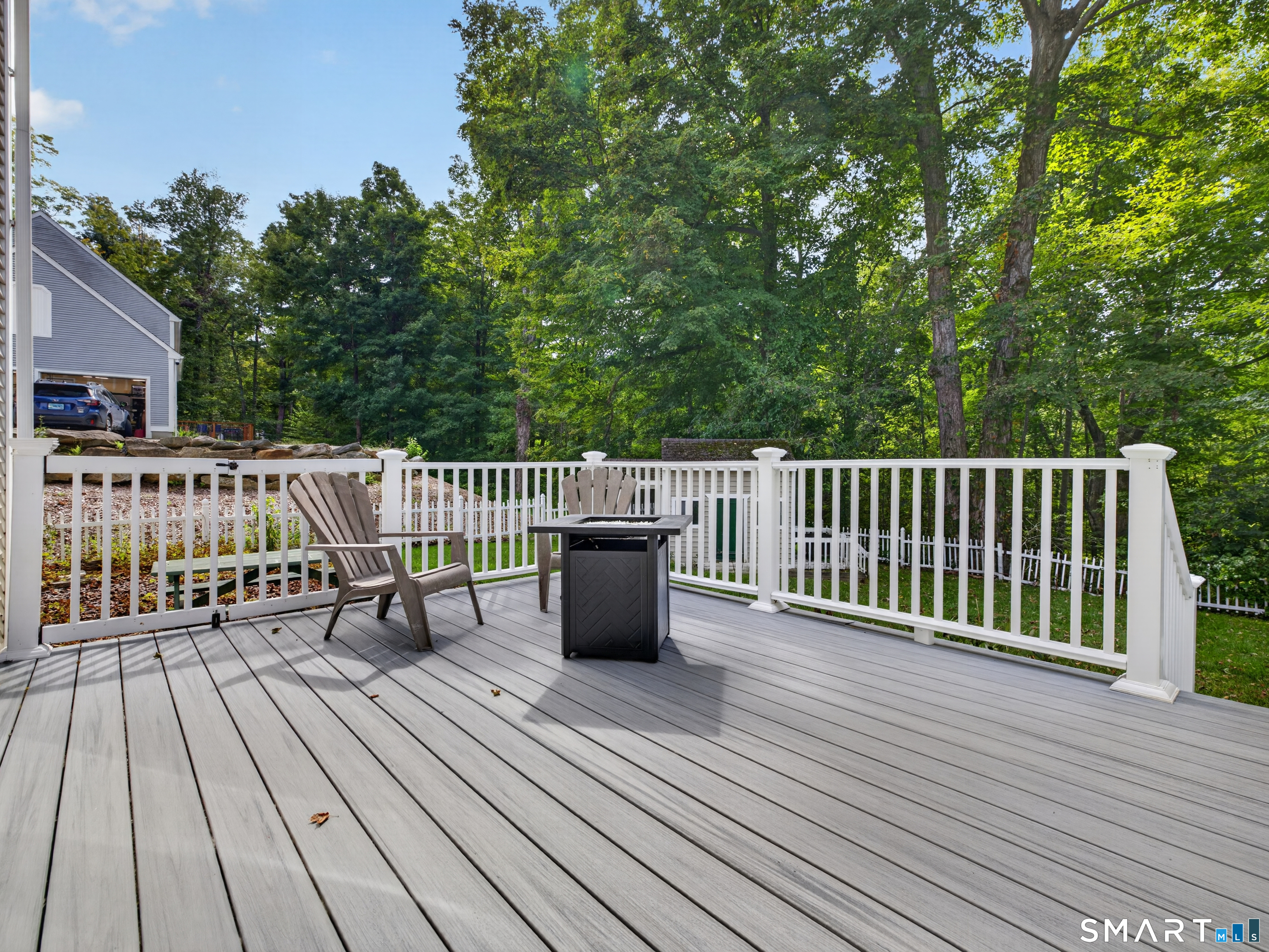 589 Town Street East Haddam CT 06423