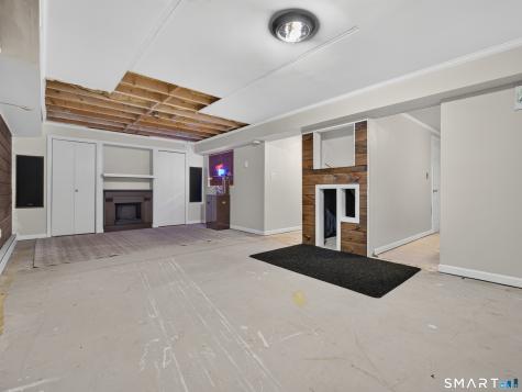 589 Town Street East Haddam CT 06423