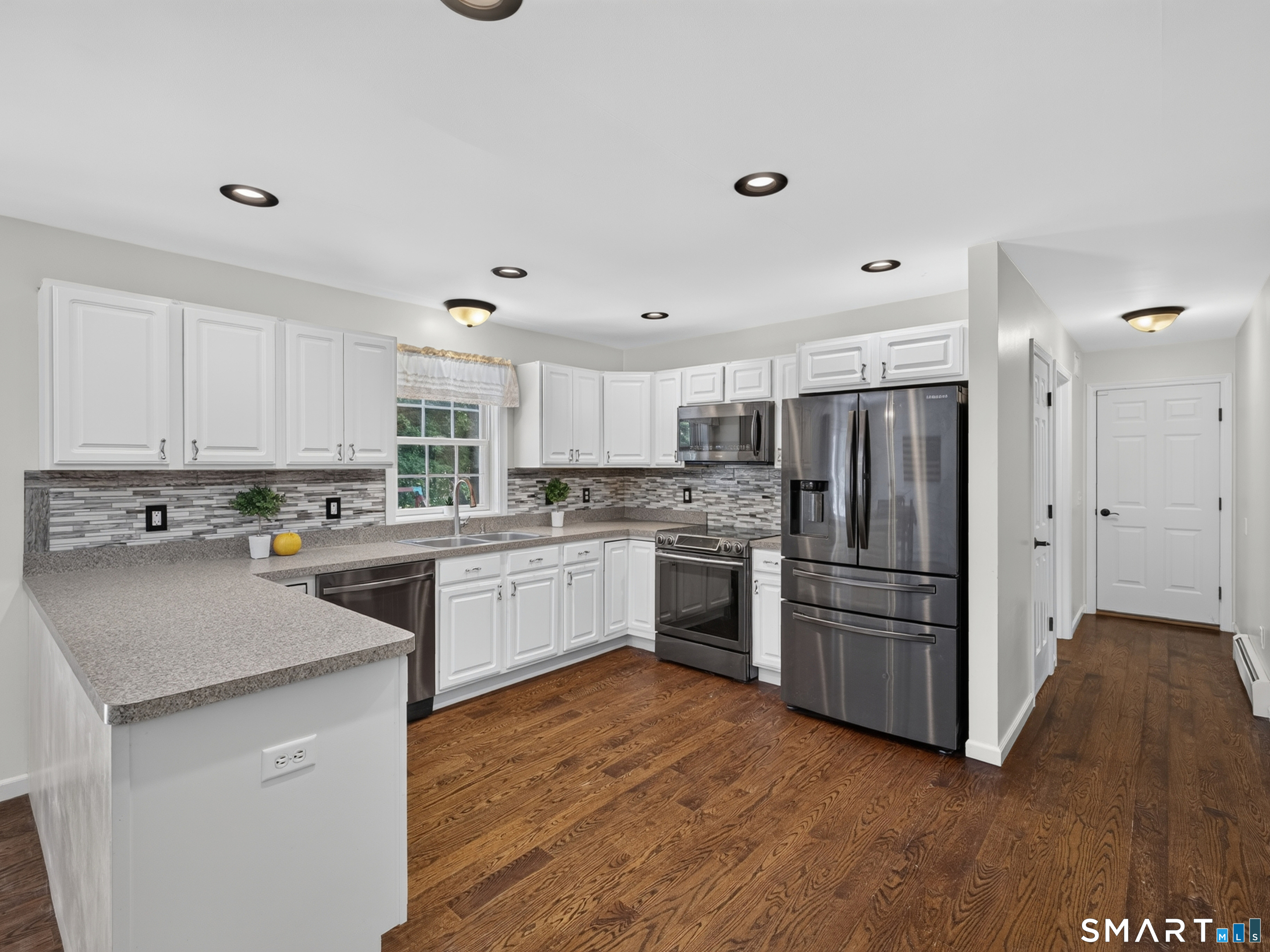 589 Town Street East Haddam CT 06423