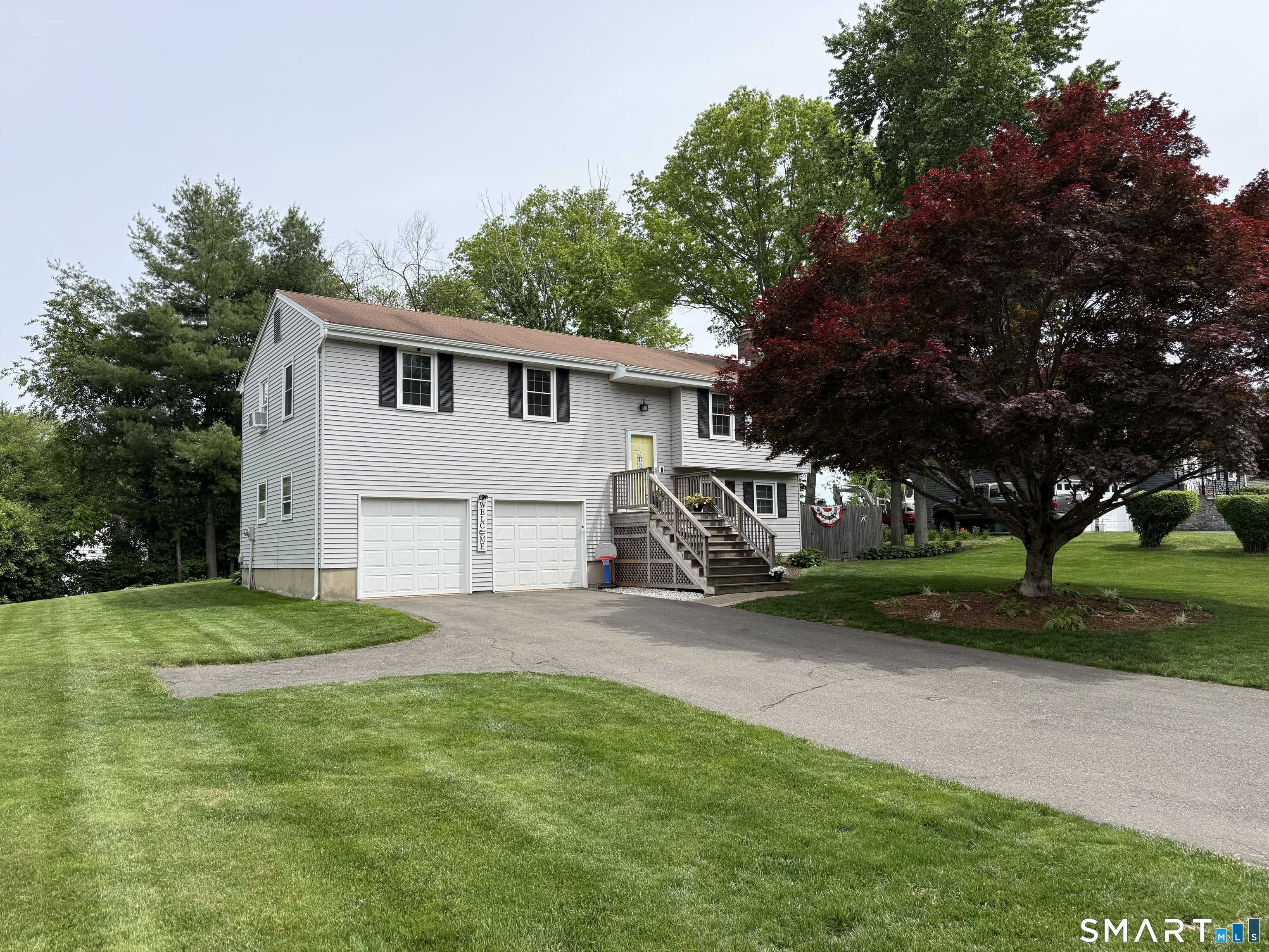 18 Richard Lane Bloomfield CT 06002