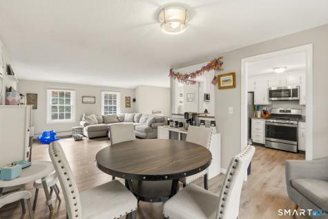 18 Richard Lane Bloomfield CT 06002