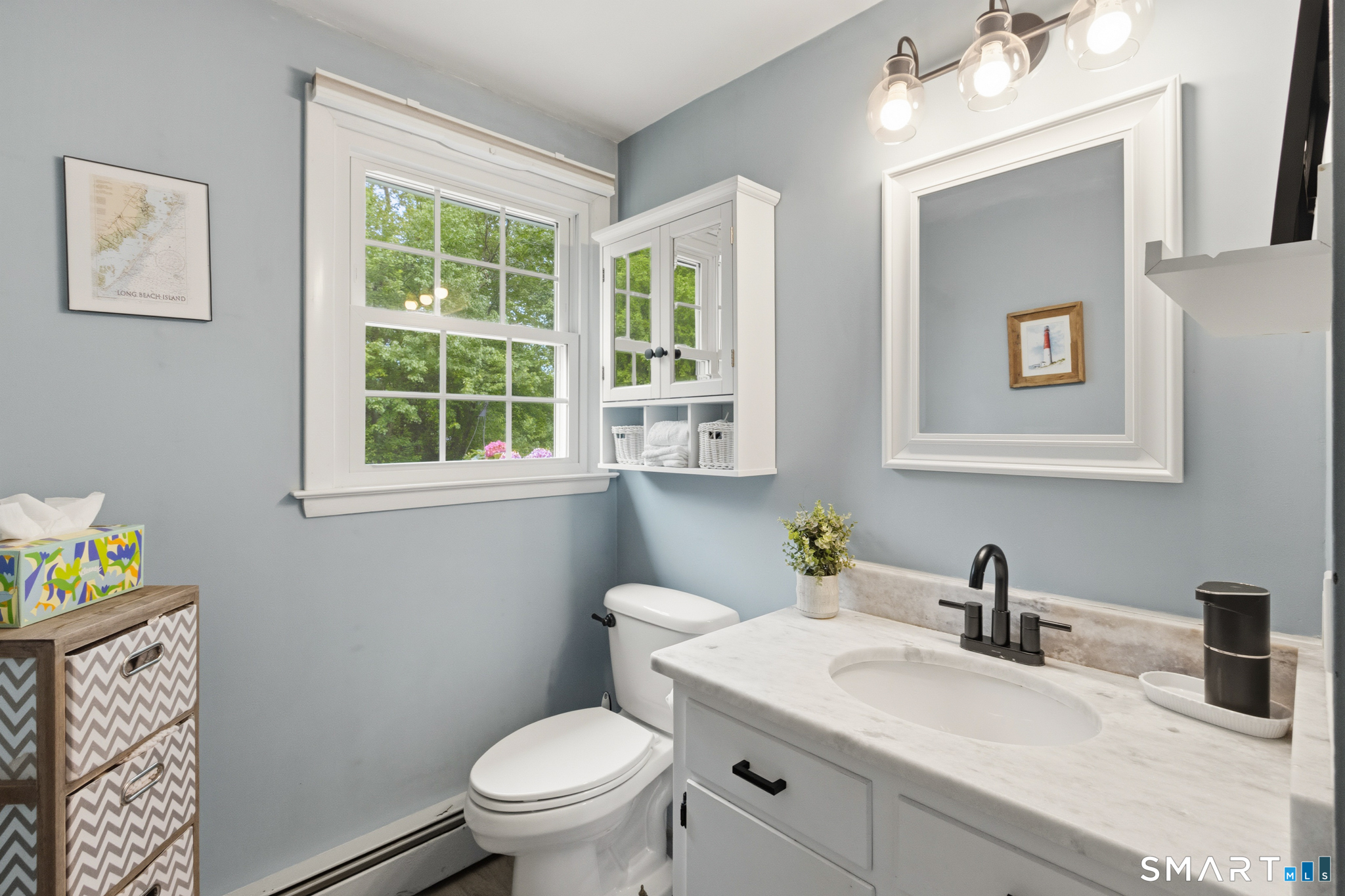 18 Richard Lane Bloomfield CT 06002