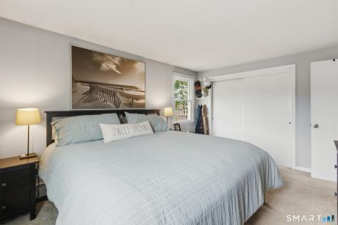 18 Richard Lane Bloomfield CT 06002