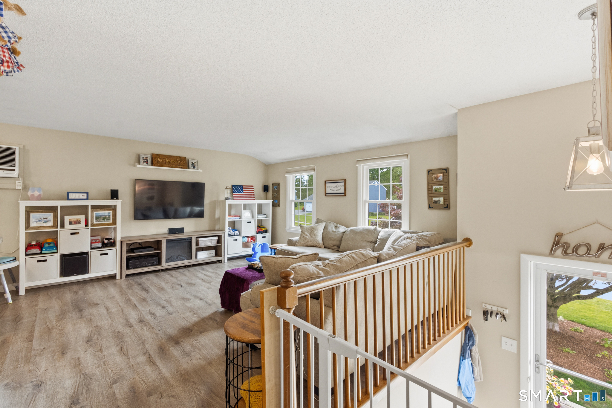 18 Richard Lane Bloomfield CT 06002