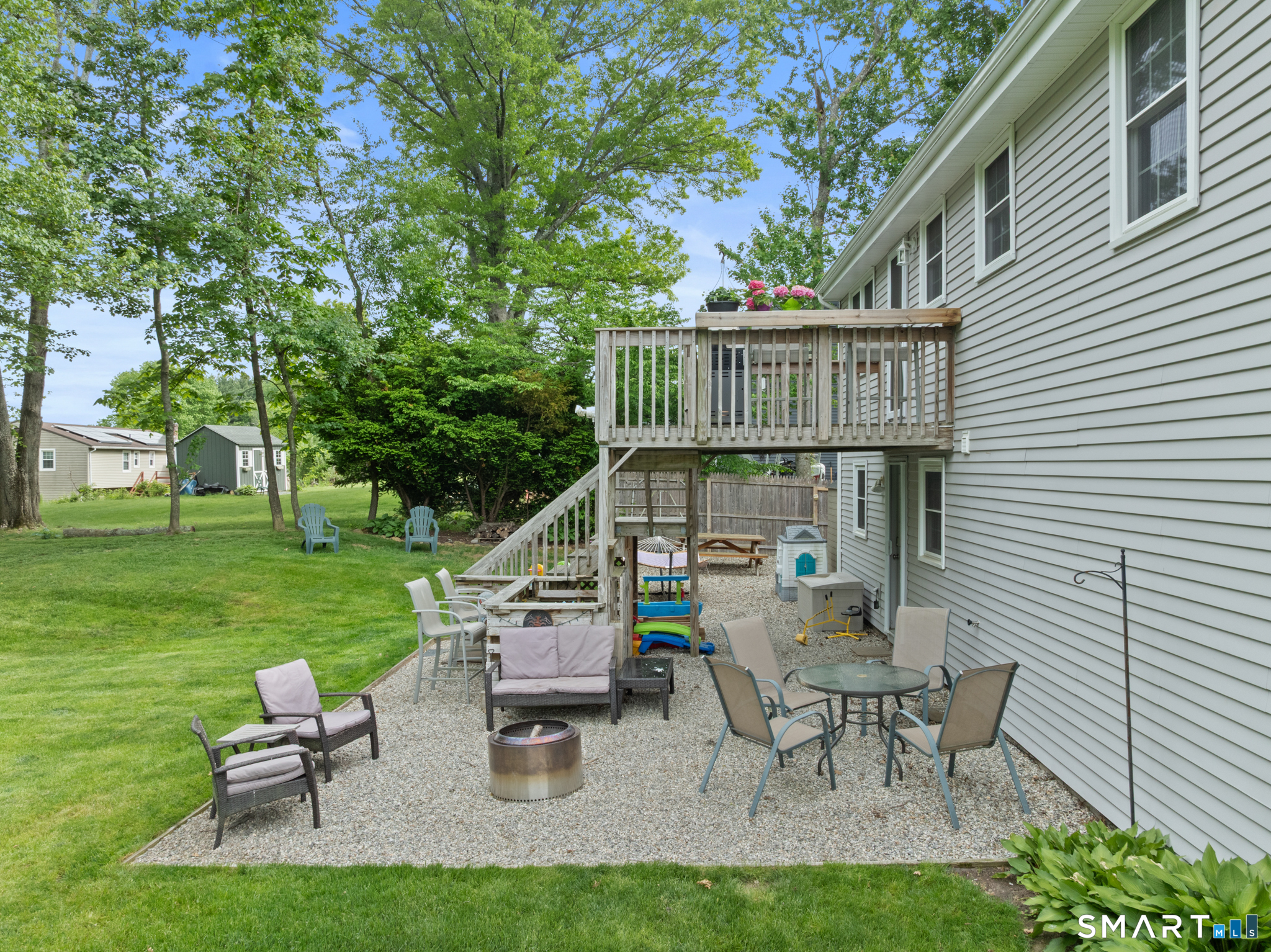 18 Richard Lane Bloomfield CT 06002