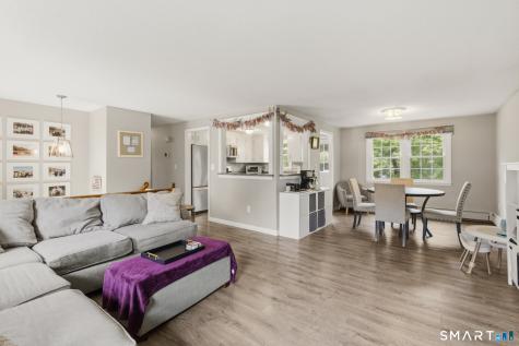 18 Richard Lane Bloomfield CT 06002