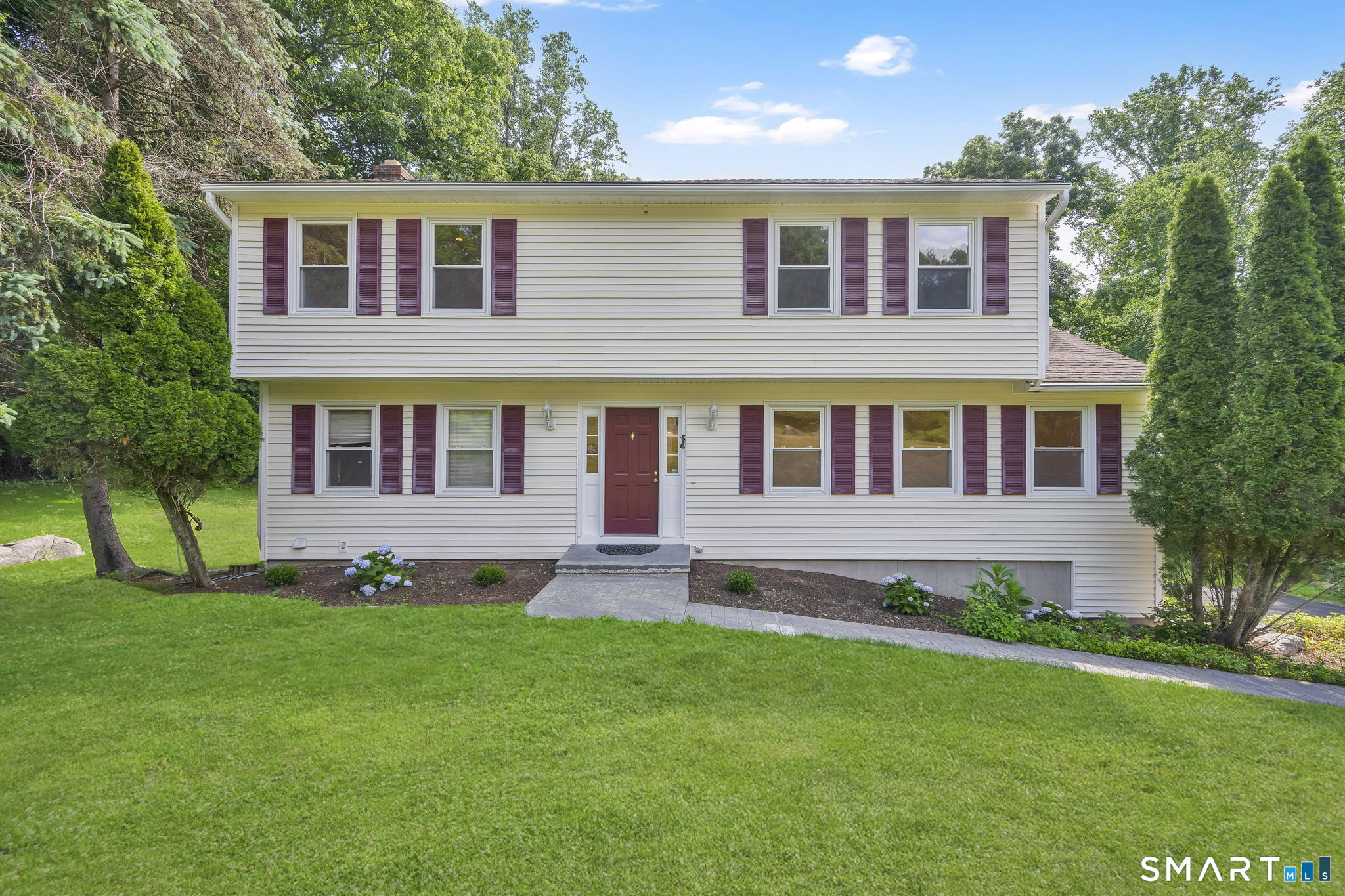 21 Harmony Lane Monroe CT 06468