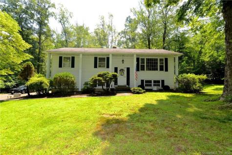 33 Rita Drive New Fairfield CT 06812