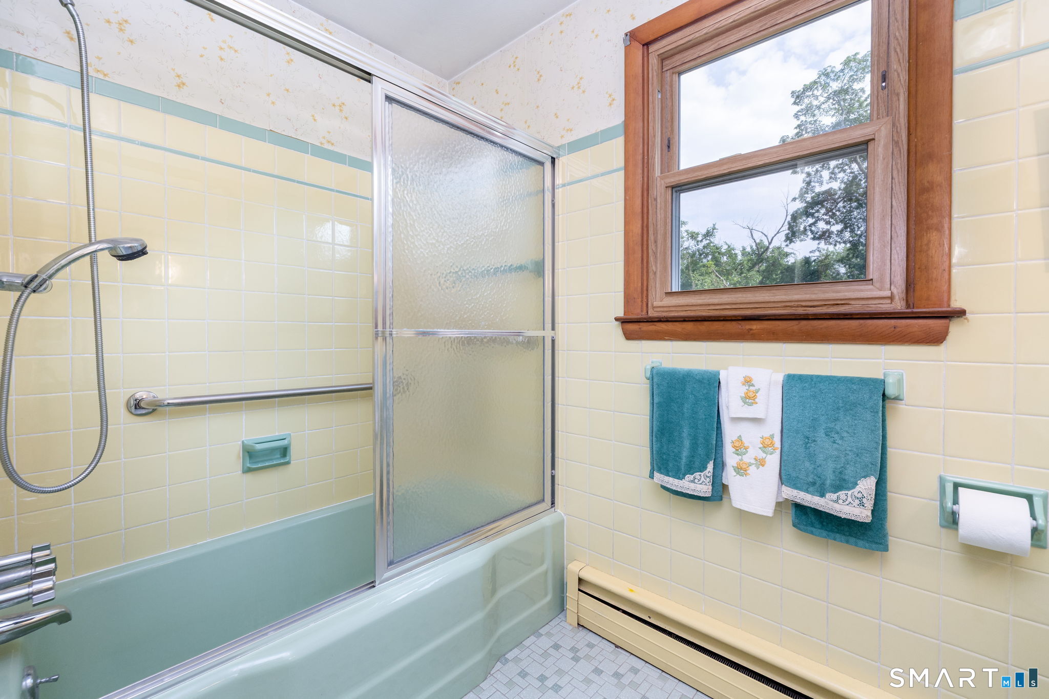 256 Pearl Lake Road Waterbury CT 06706