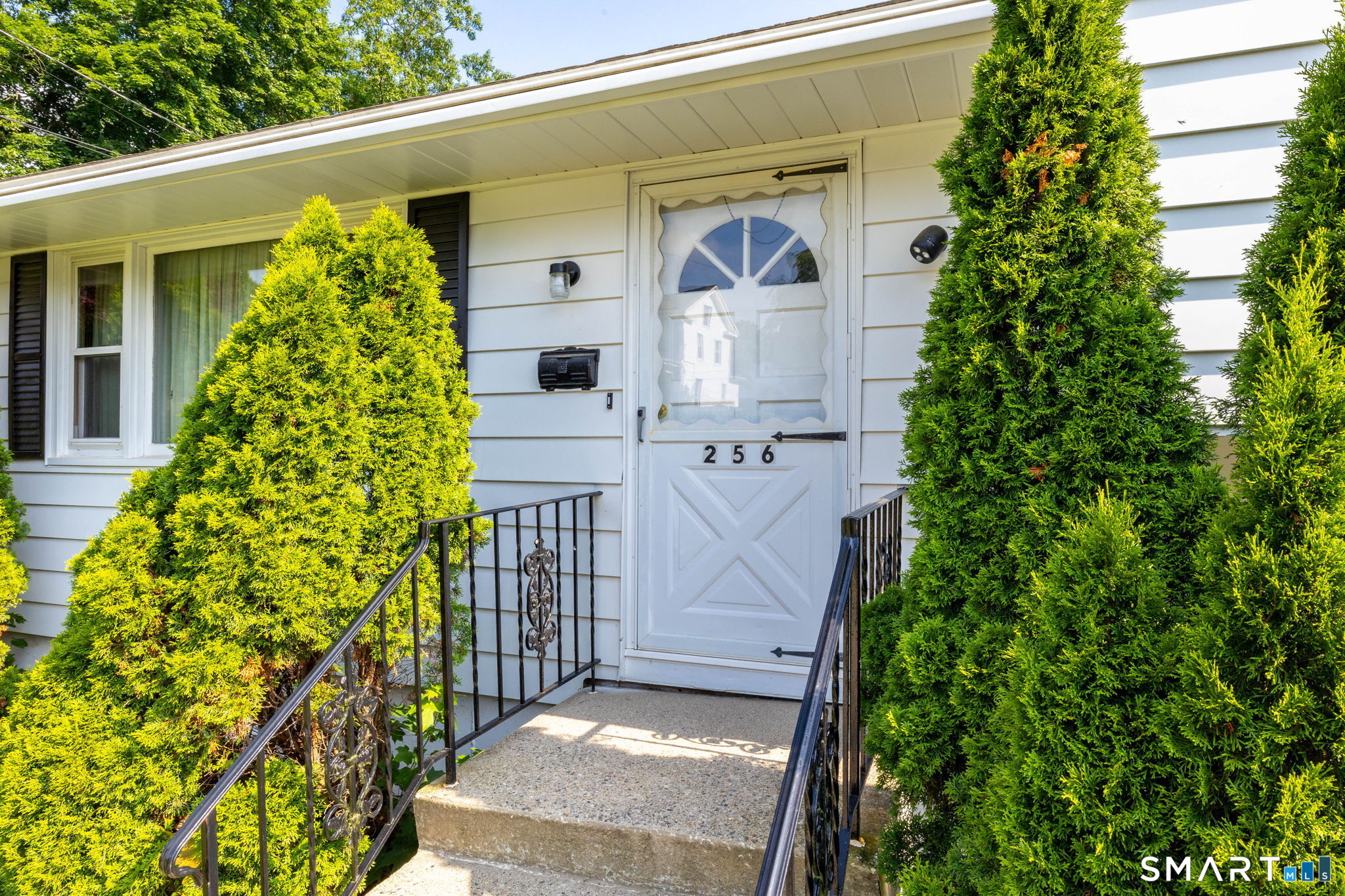 256 Pearl Lake Road Waterbury CT 06706