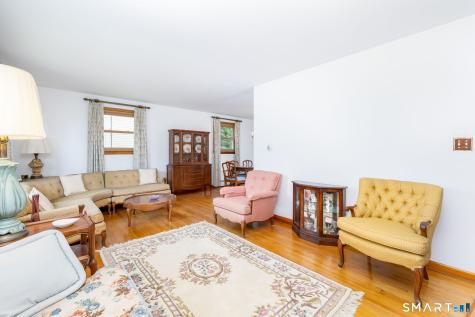 256 Pearl Lake Road Waterbury CT 06706