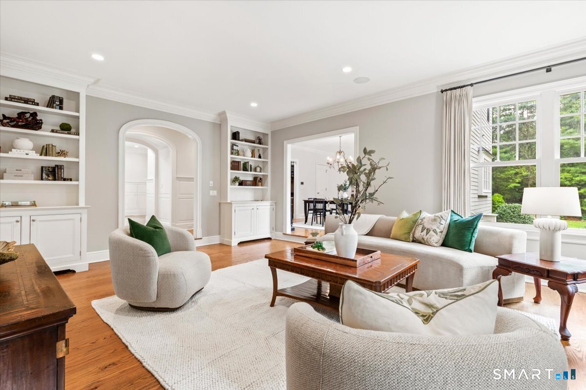 25 Adams Lane New Canaan CT 06840