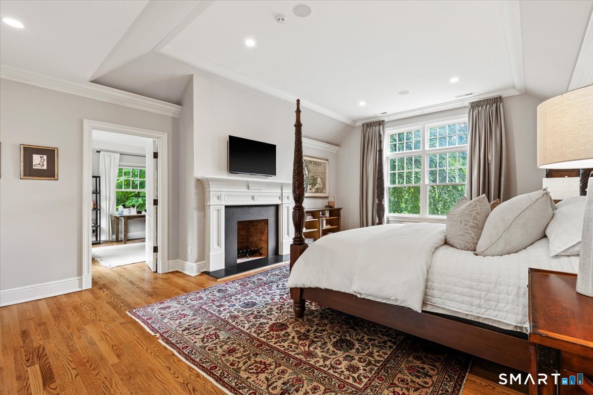 25 Adams Lane New Canaan CT 06840