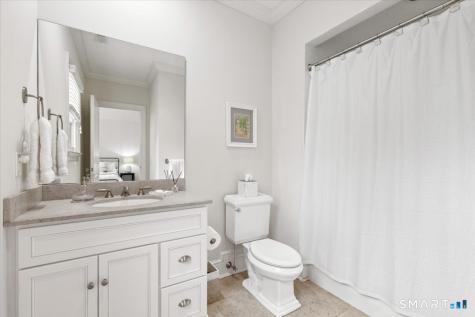 25 Adams Lane New Canaan CT 06840