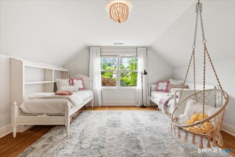25 Adams Lane New Canaan CT 06840