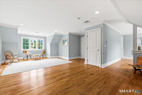 25 Adams Lane New Canaan CT 06840