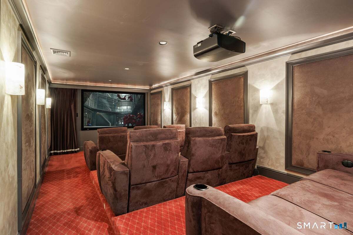 25 Adams Lane New Canaan CT 06840