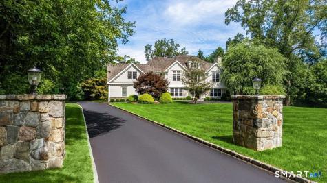 25 Adams Lane New Canaan CT 06840