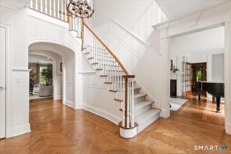 25 Adams Lane New Canaan CT 06840