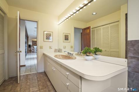 6 Alpine Road New Fairfield CT 06812