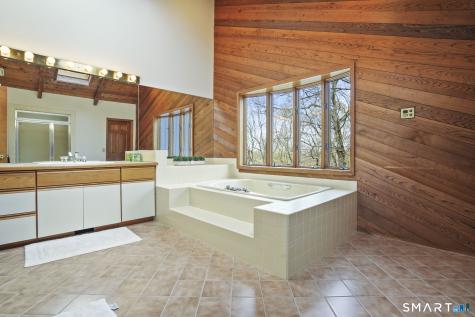6 Alpine Road New Fairfield CT 06812