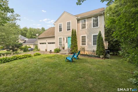 32 Fairfield Lane Bloomfield CT 06002