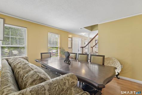 32 Fairfield Lane Bloomfield CT 06002
