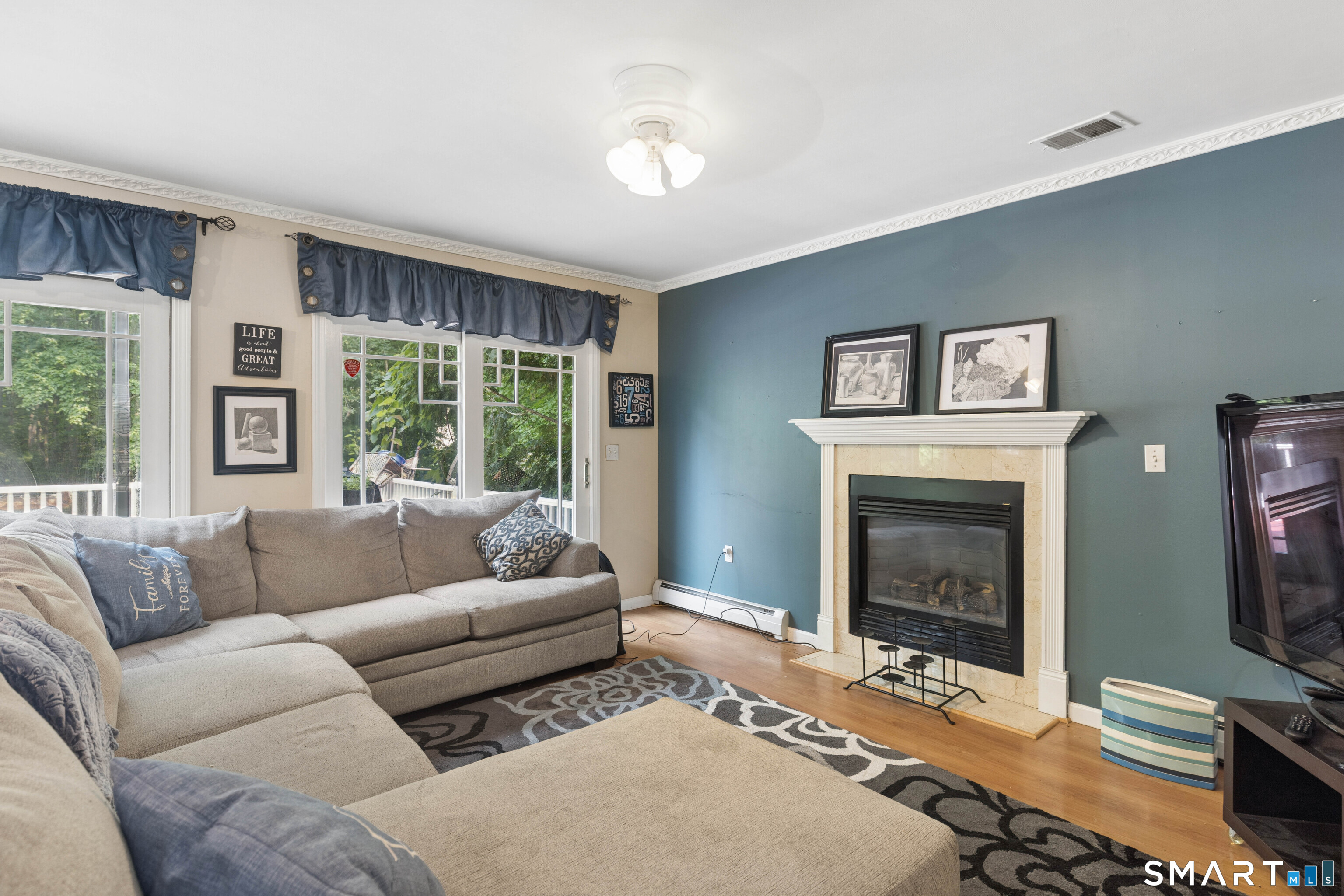 32 Fairfield Lane Bloomfield CT 06002