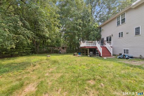 32 Fairfield Lane Bloomfield CT 06002