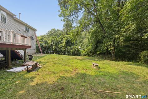 32 Fairfield Lane Bloomfield CT 06002