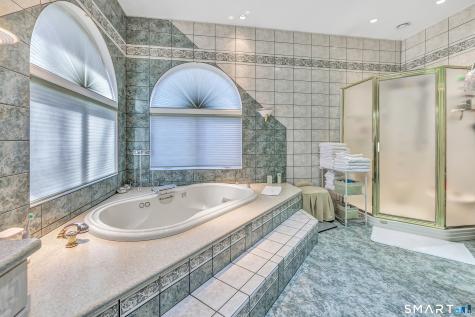 39 Golden Hill Lane Shelton CT 06484