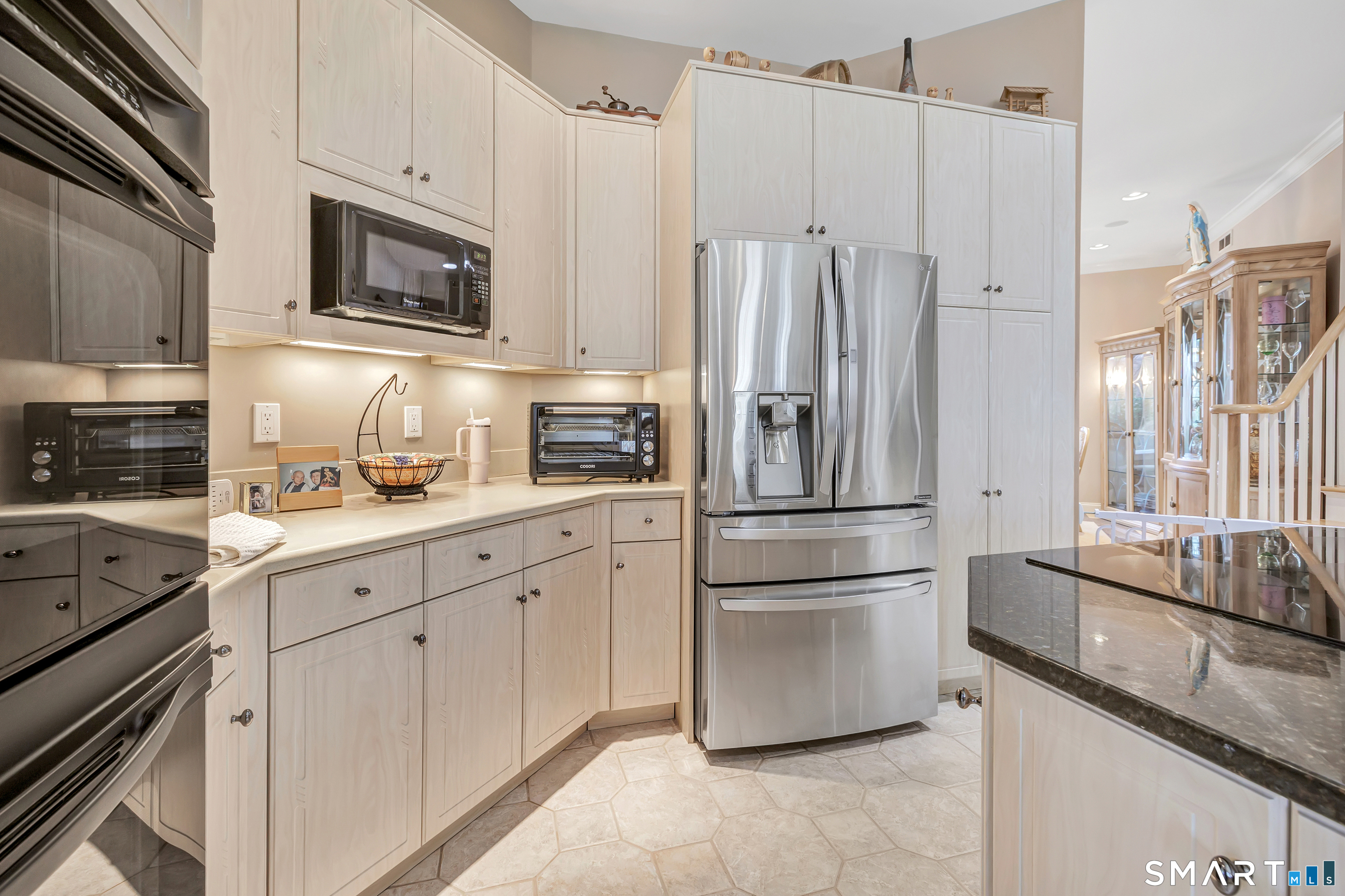 39 Golden Hill Lane Shelton CT 06484