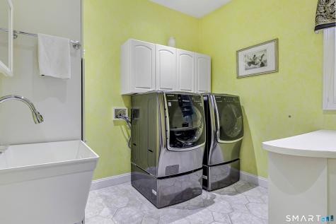 39 Golden Hill Lane Shelton CT 06484