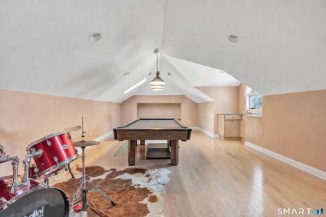 39 Golden Hill Lane Shelton CT 06484