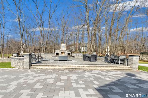 39 Golden Hill Lane Shelton CT 06484