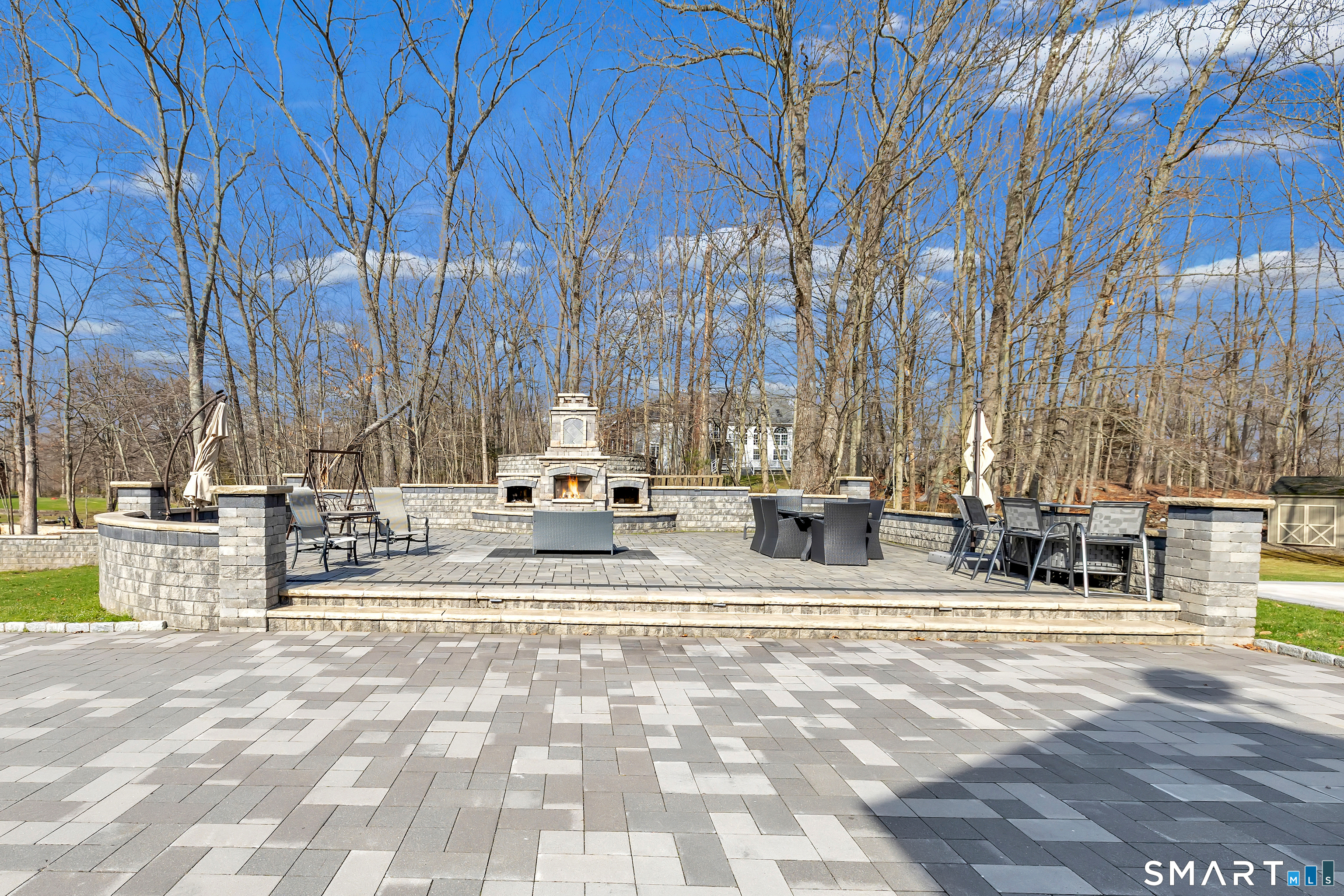 39 Golden Hill Lane Shelton CT 06484