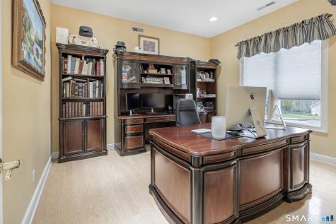 39 Golden Hill Lane Shelton CT 06484