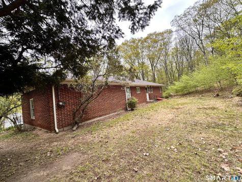 5 Old Town Road Seymour CT 06483